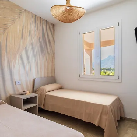 Апартаменты Elmisa House